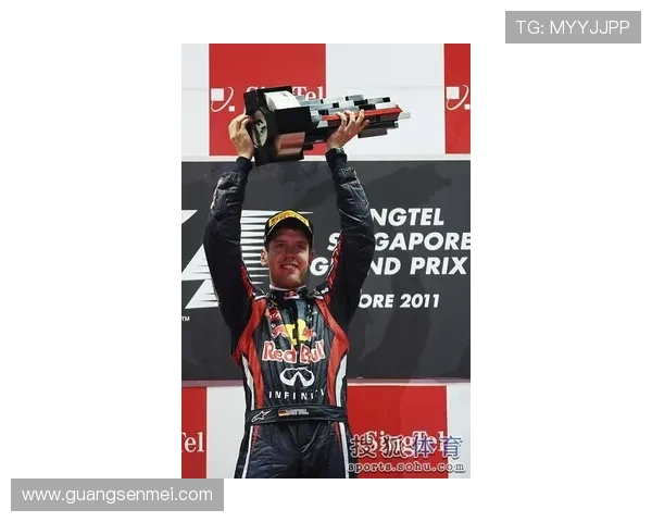 F1赛季最后一站决战即将开启 谁将捧起年度总冠军奖杯 F1赛季最后一站决战即将开启 谁将捧起年度总冠军奖杯