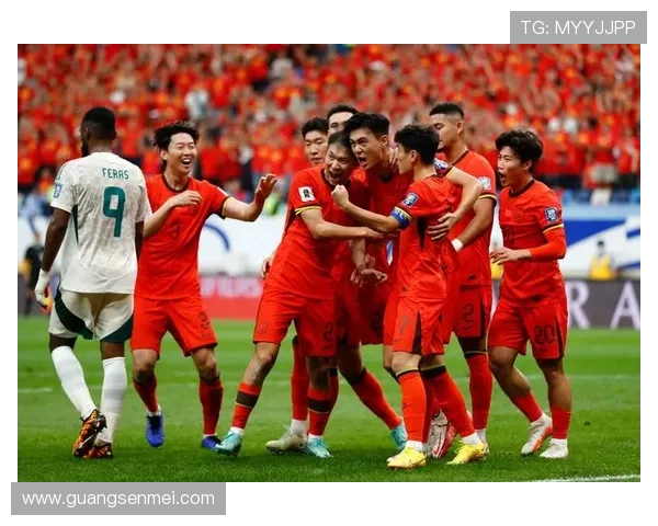 中国男足全力备战世界杯预选赛誓夺关键胜利迎接荣誉与挑战