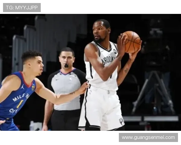 德约科维奇逆转夺冠再创纪录 新星崛起网球赛季竞争格局重塑