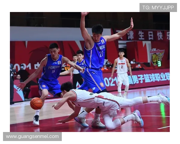 步行者队新赛季展望：年轻核心崭露头角，球队目标冲击季后赛