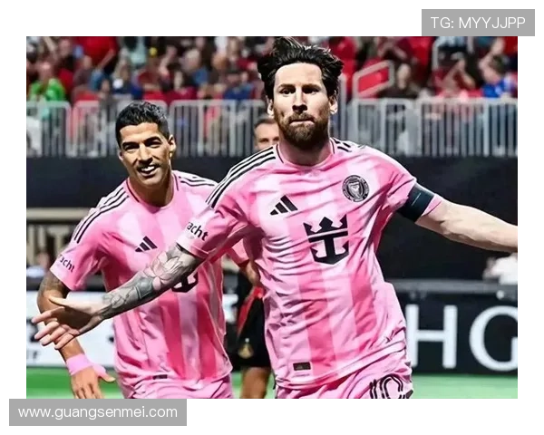 梅西加盟迈阿密国际后首度亮相赛场 引领球队逆转胜利